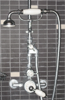 установка и замена смесителя с душем в ванной